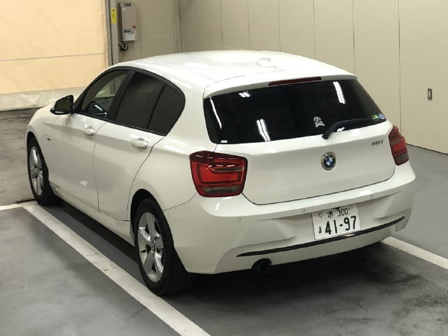 BMW 1-SERIES