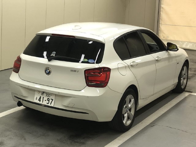 BMW 1-SERIES