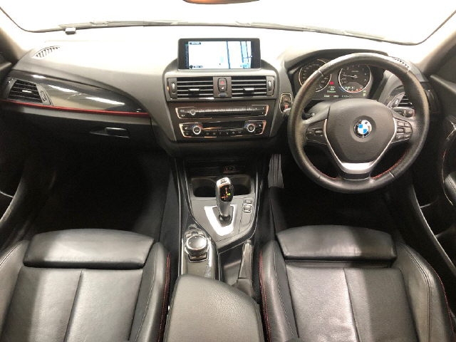 BMW 1-SERIES