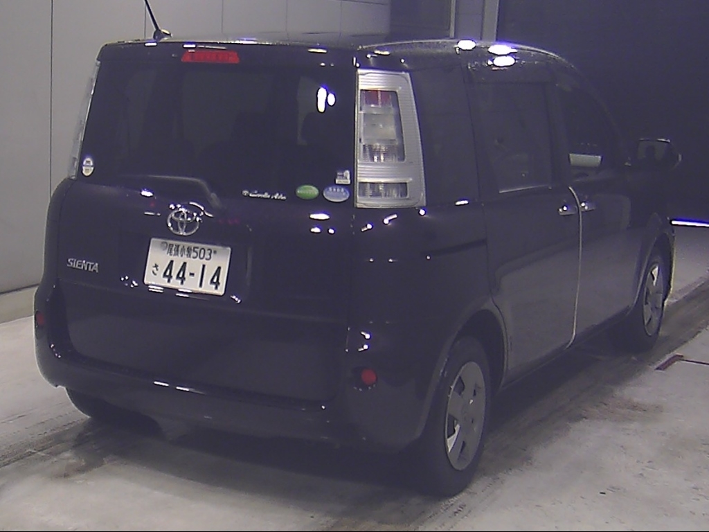 TOYOTA SIENTA