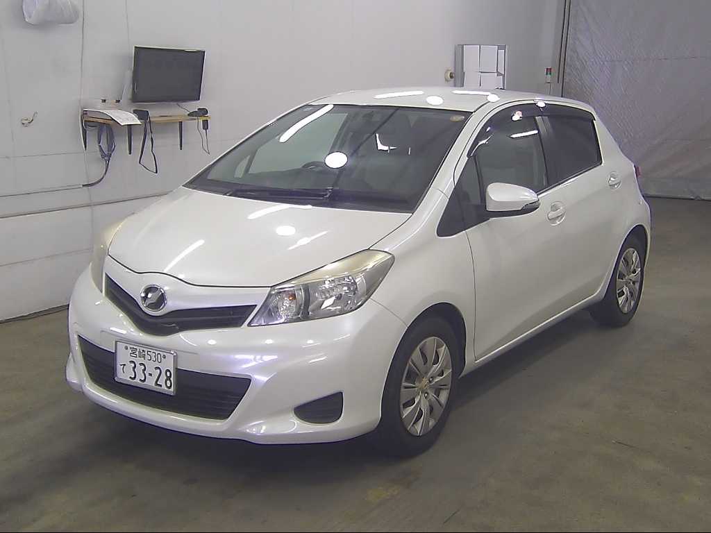 TOYOTA VITZ