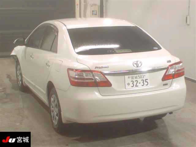 TOYOTA PREMIO