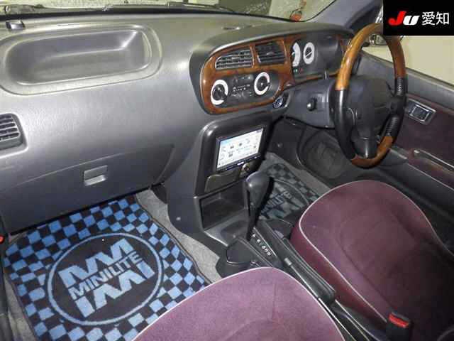 DAIHATSU MIRA GINO