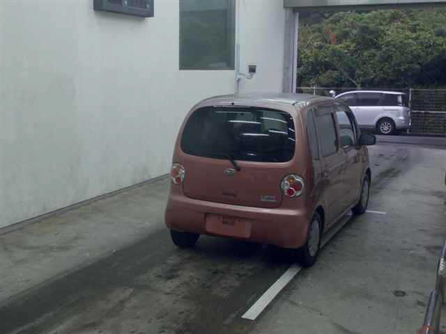 DAIHATSU MOVE LATTE