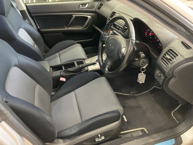 SUBARU LEGACY