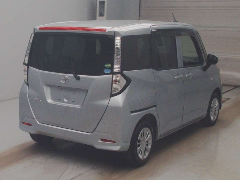 TOYOTA TANK