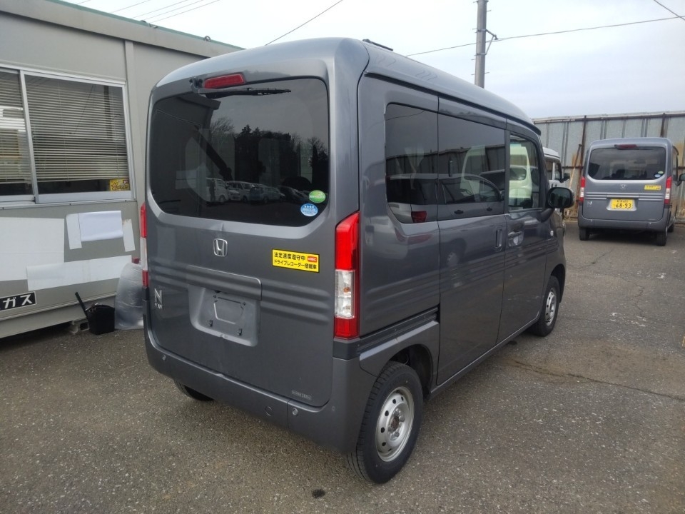HONDA N-VAN