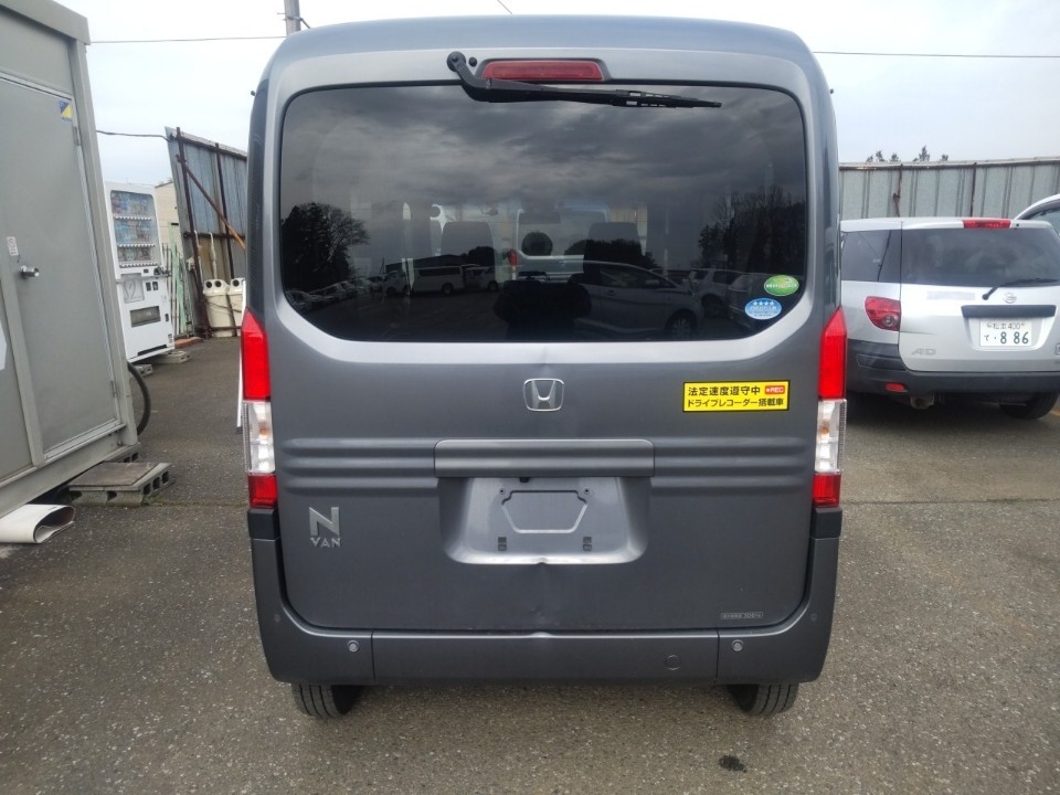 HONDA N-VAN