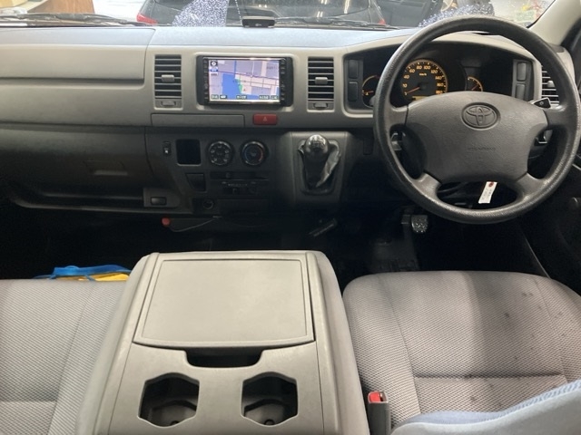 TOYOTA REGIUS ACE