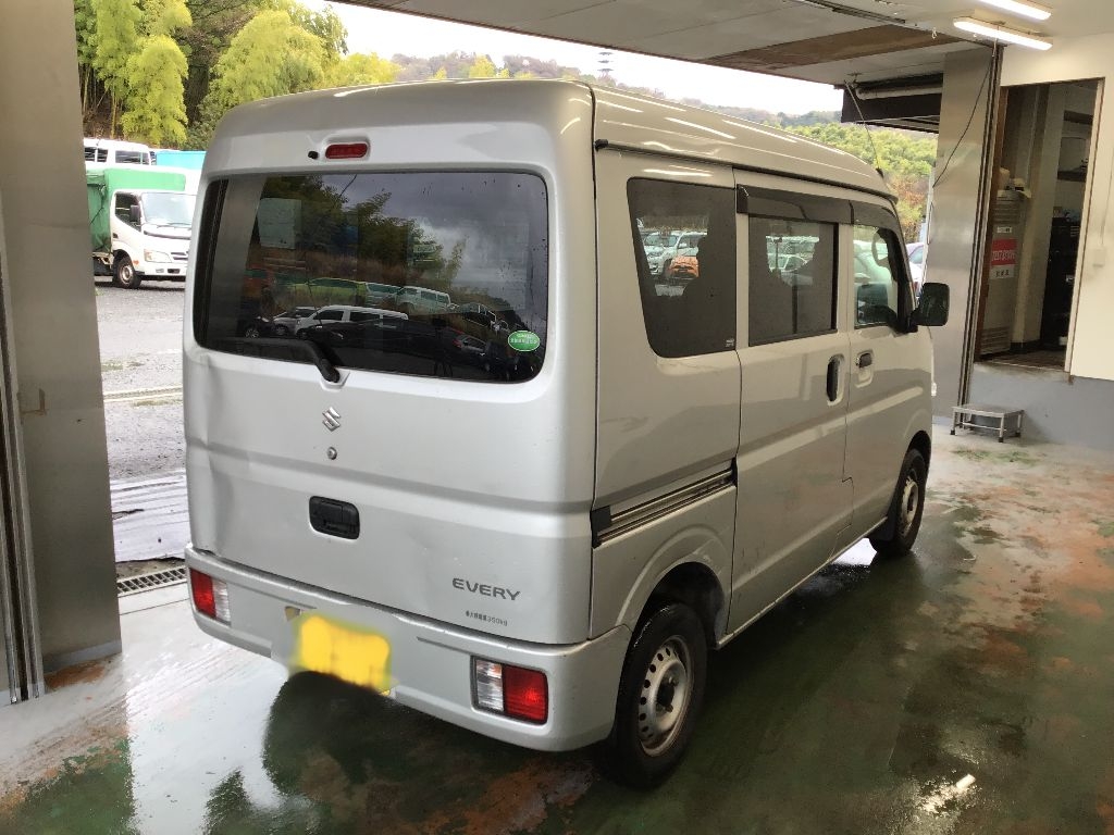 MITSUBISHI MINICAB