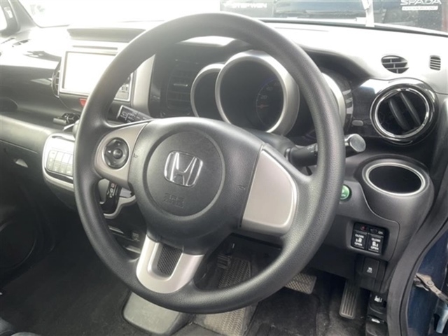 HONDA N-BOX+
