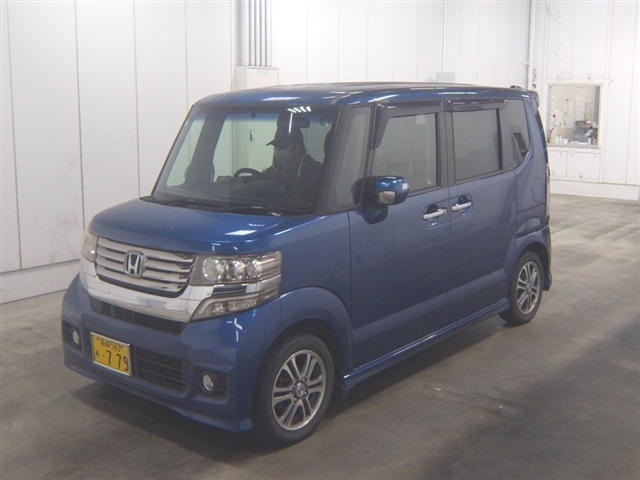 HONDA N-BOX+