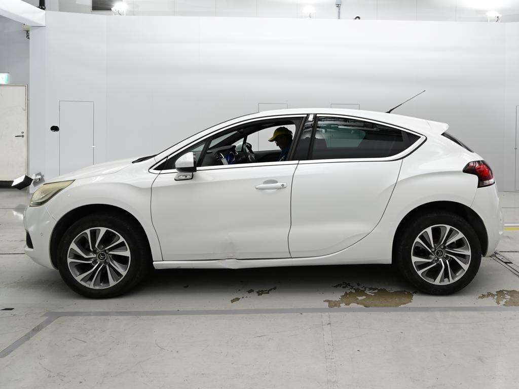 CITROEN DS4