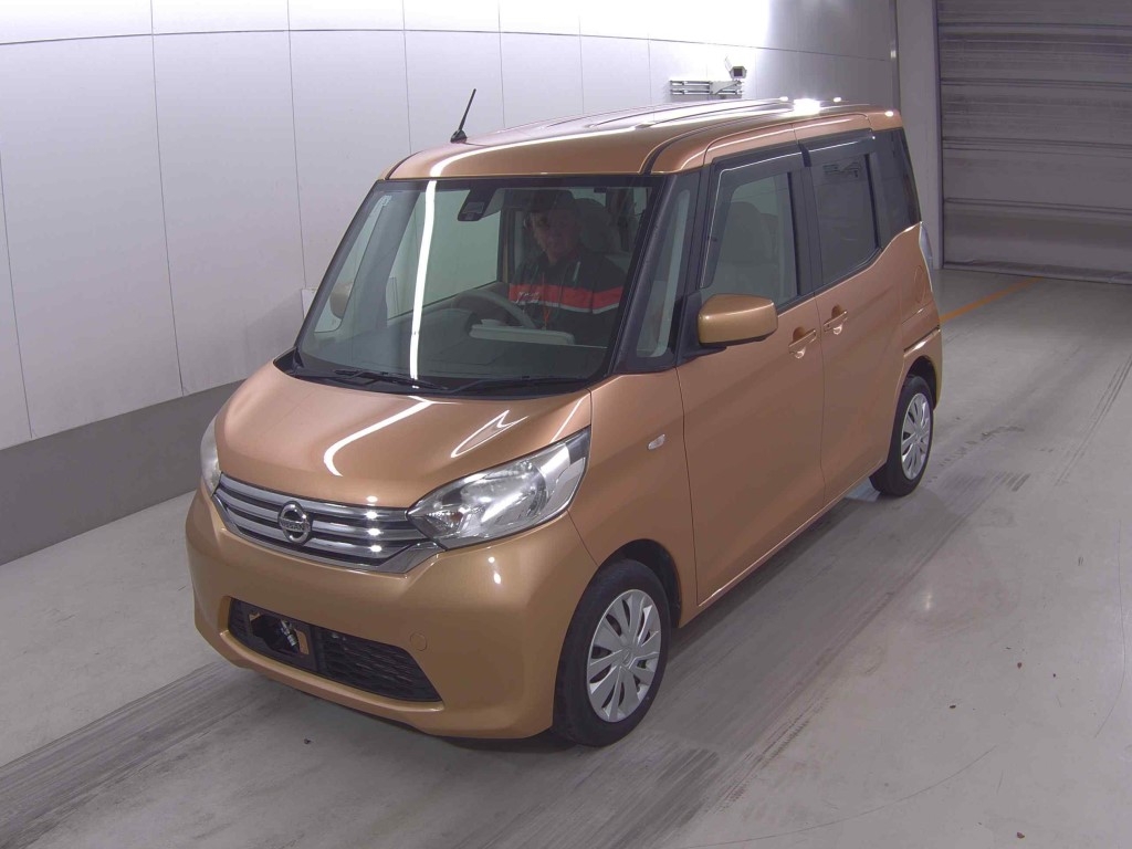 NISSAN DAYZ ROOX