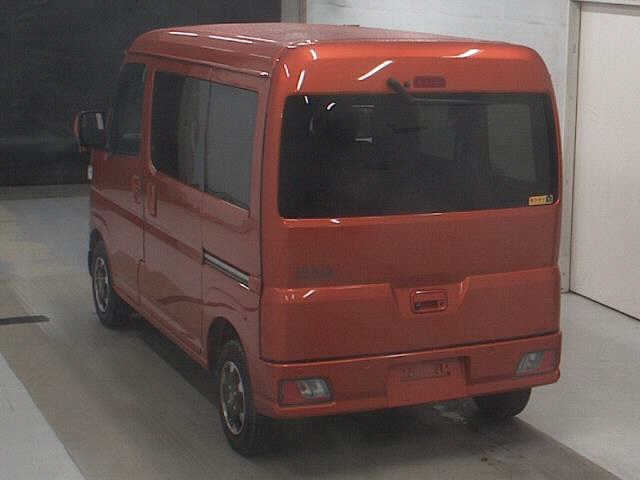 TOYOTA PIXIS VAN