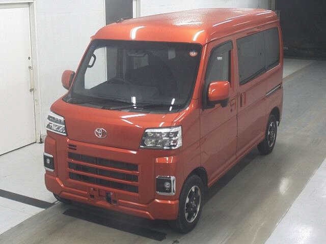 TOYOTA PIXIS VAN