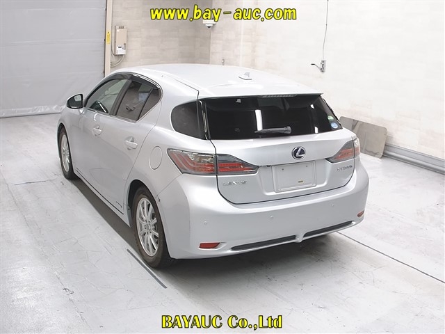 LEXUS CT200H