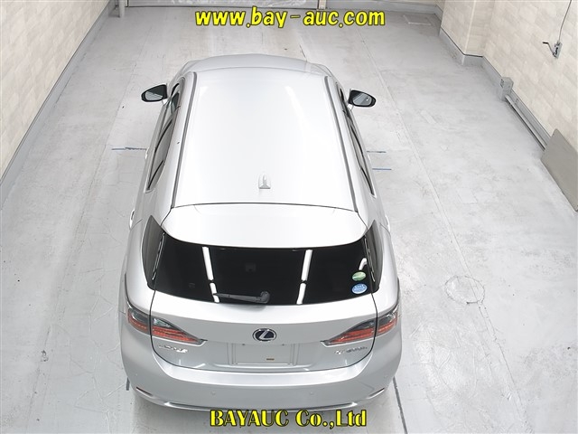 LEXUS CT200H
