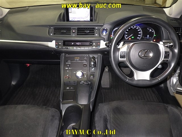 LEXUS CT200H