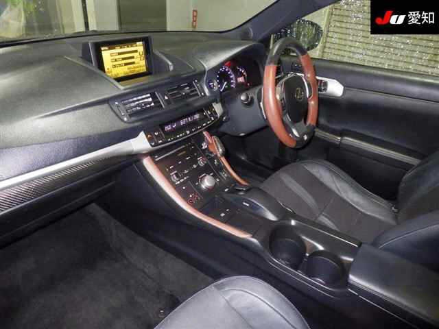 LEXUS CT200H
