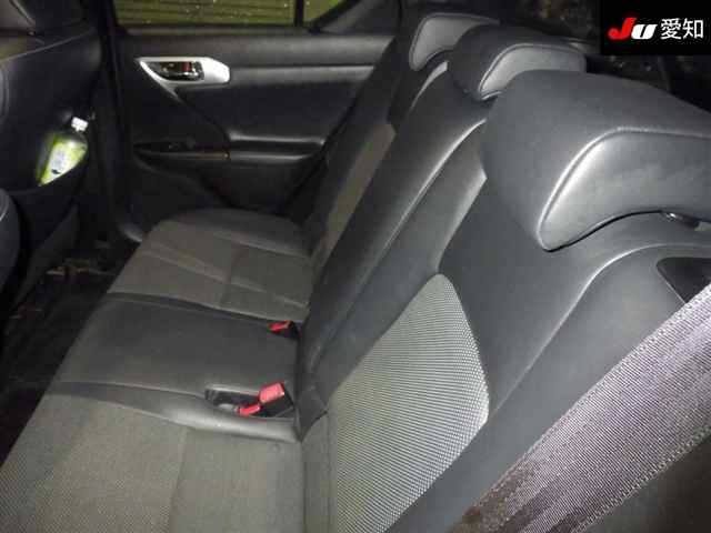 LEXUS CT200H