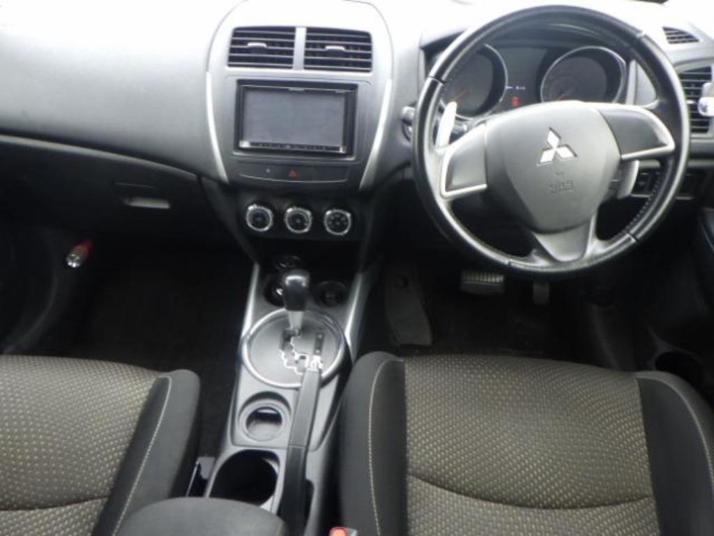 MITSUBISHI RVR