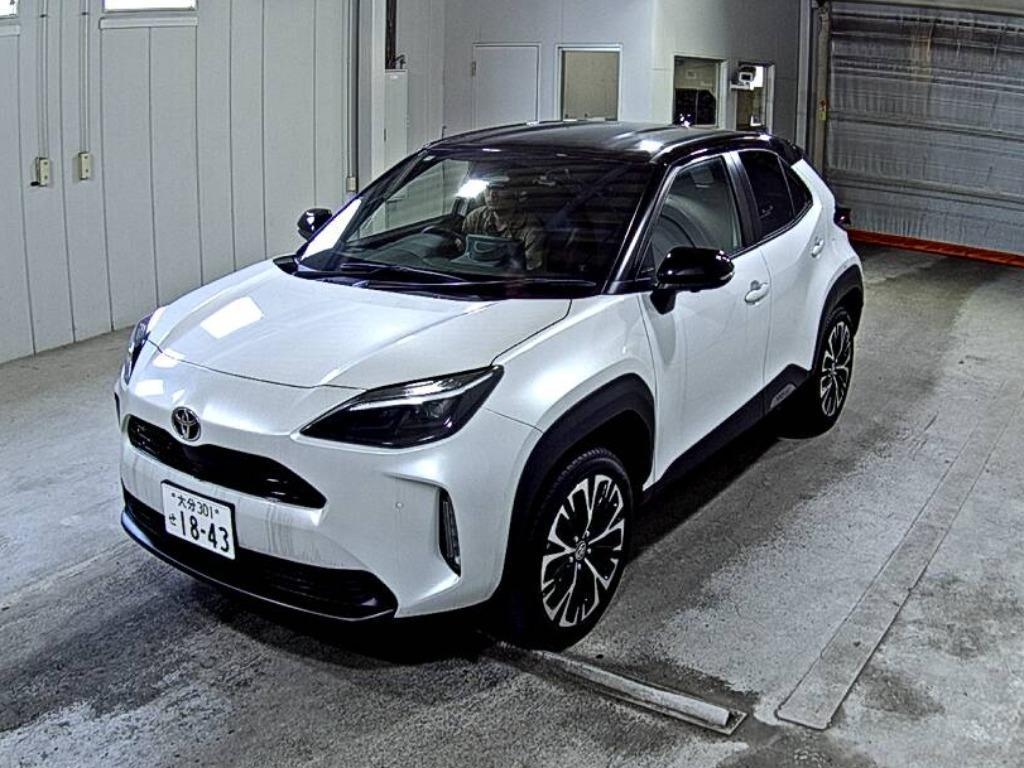 TOYOTA YARIS CROSS