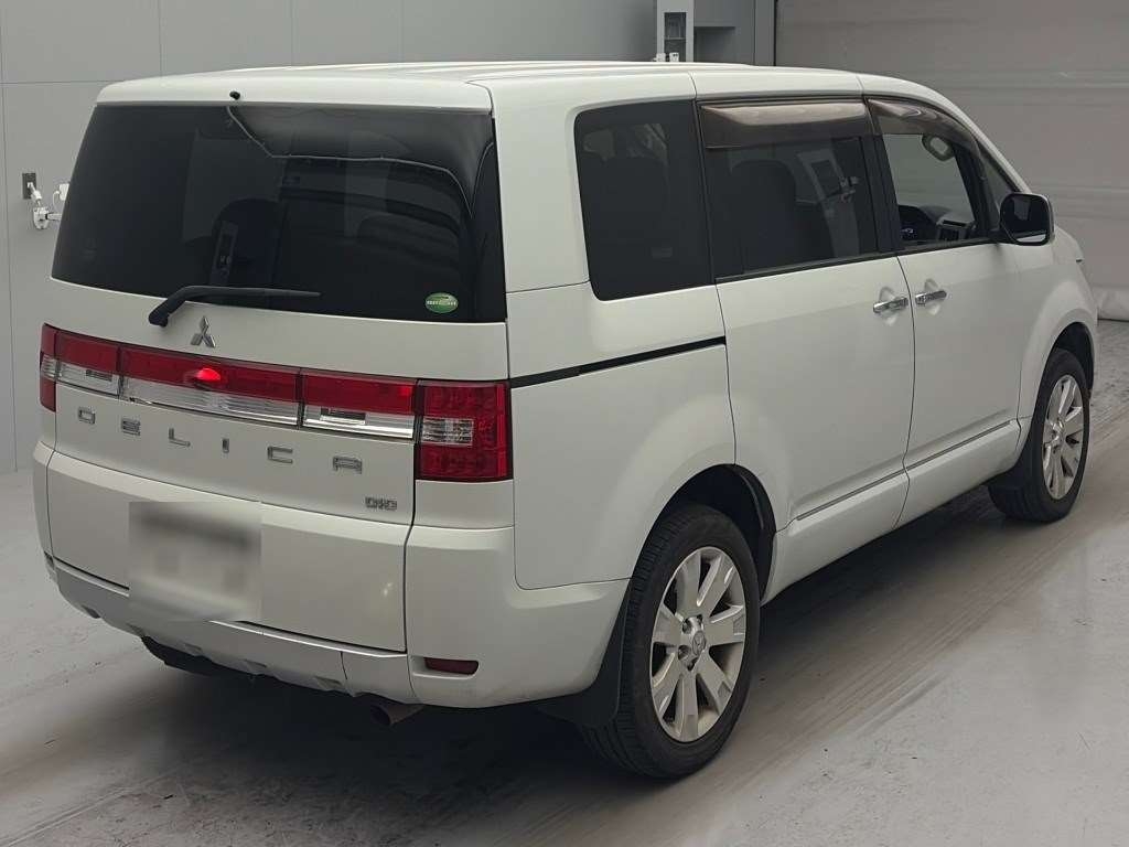 MITSUBISHI DELICA D:5