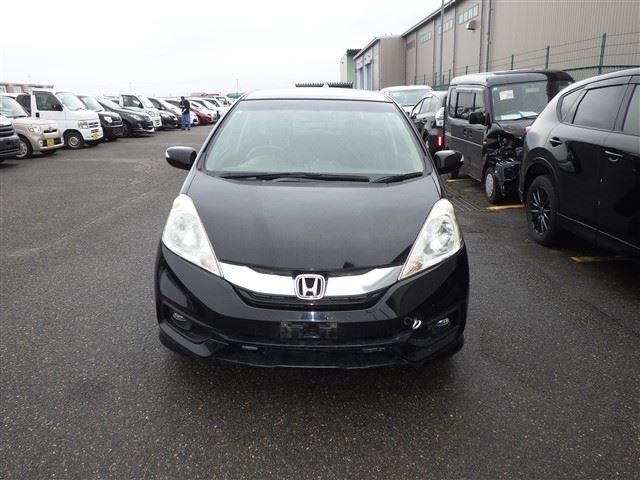HONDA FIT SHUTTLE