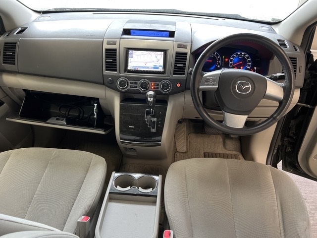MAZDA MPV