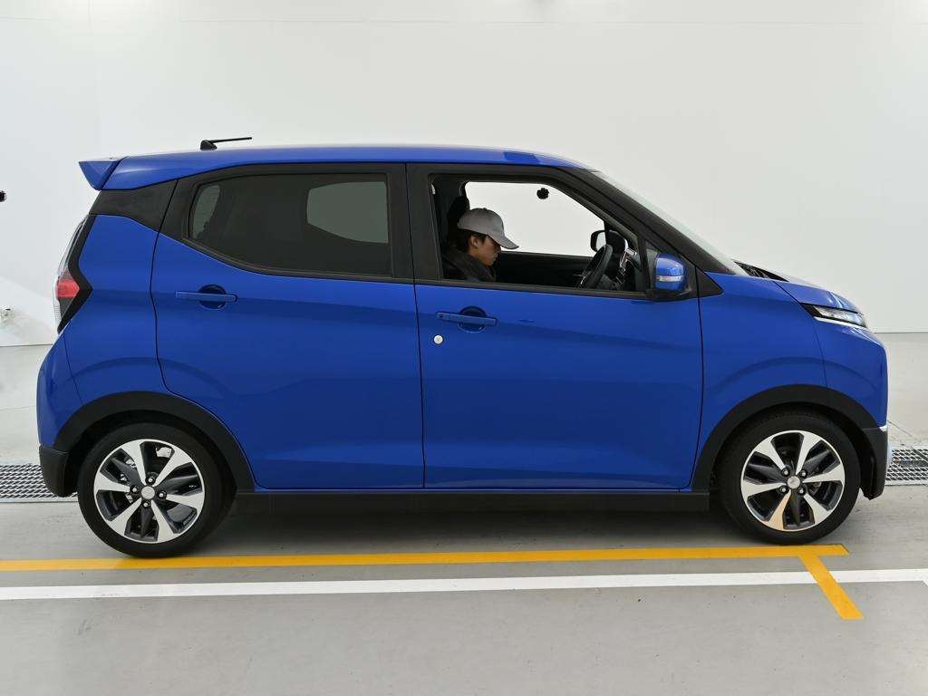 MITSUBISHI EK X