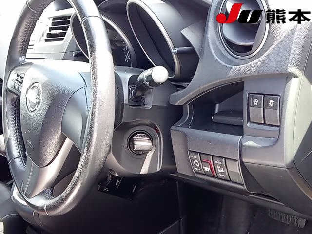 NISSAN LAFESTA