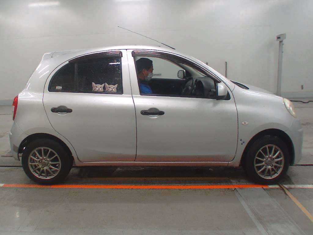NISSAN MARCH