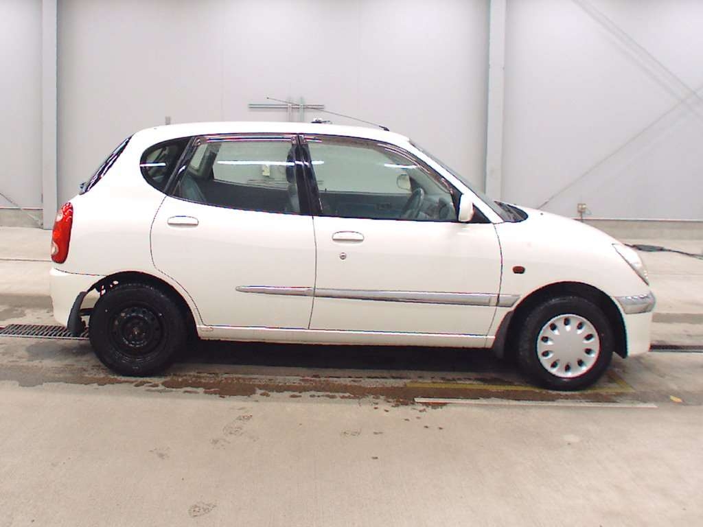TOYOTA DUET