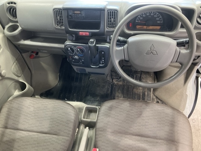 MITSUBISHI MINICAB