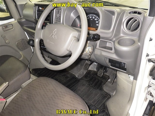 MITSUBISHI MINICAB