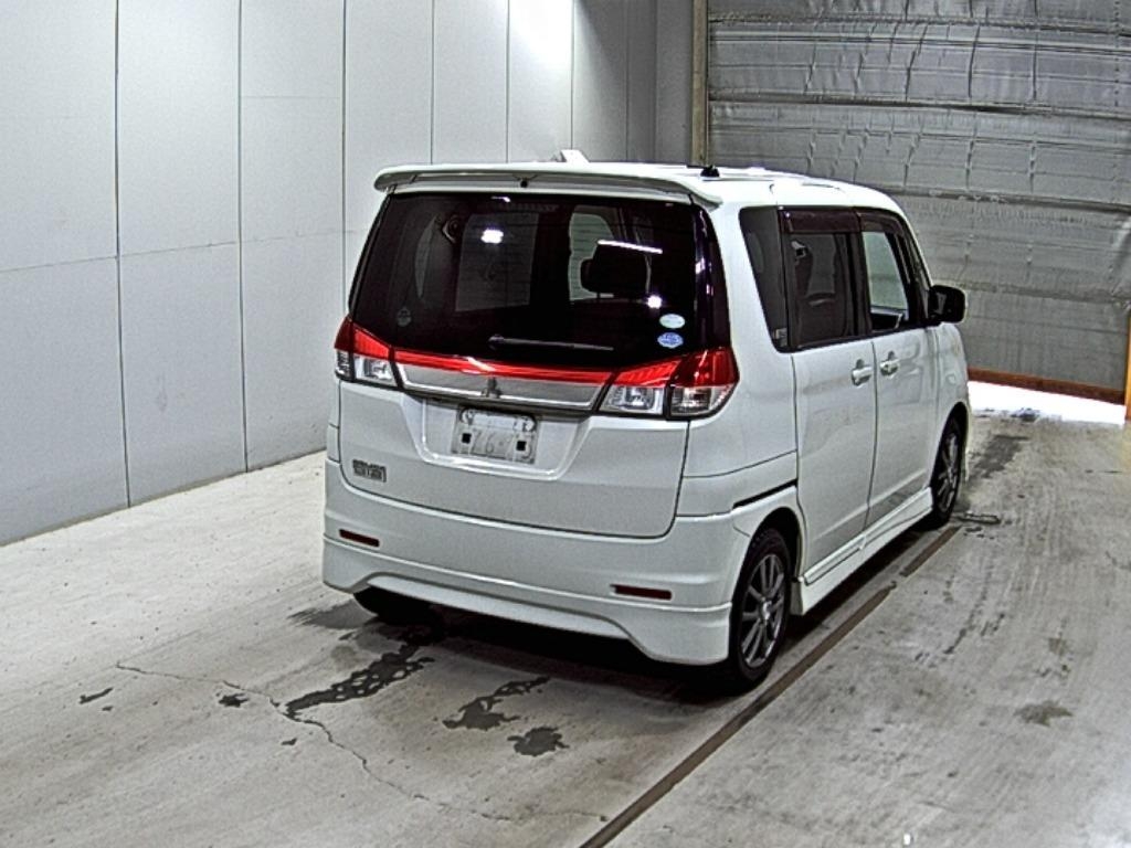 MITSUBISHI DELICA D:2