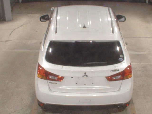MITSUBISHI RVR