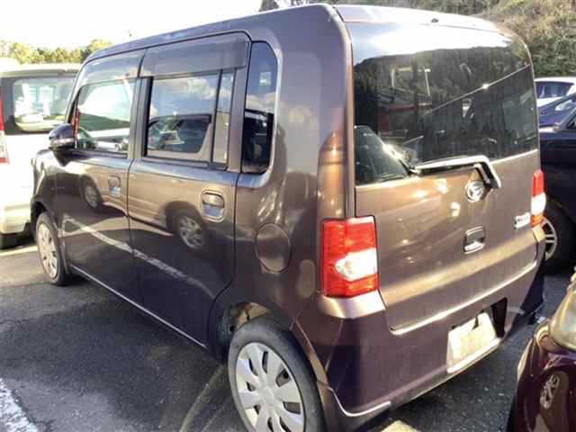 DAIHATSU MOVE CONTE