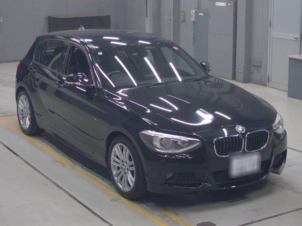 BMW 1-SERIES