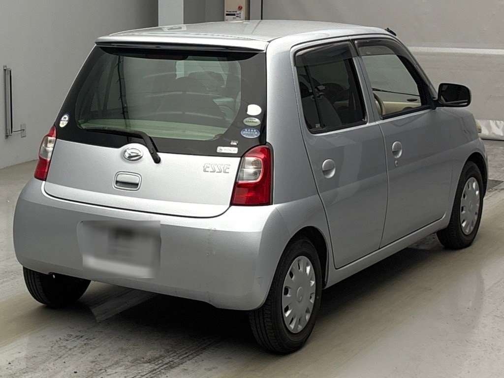 DAIHATSU ESSE