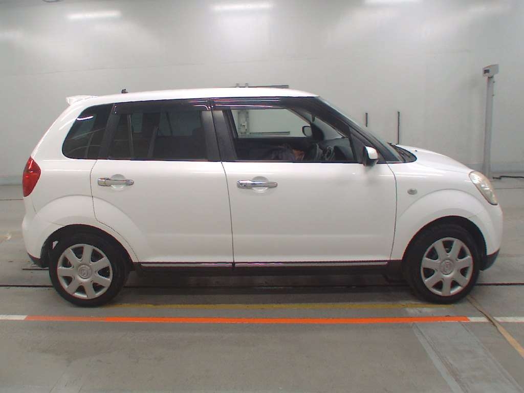 MAZDA VERISA