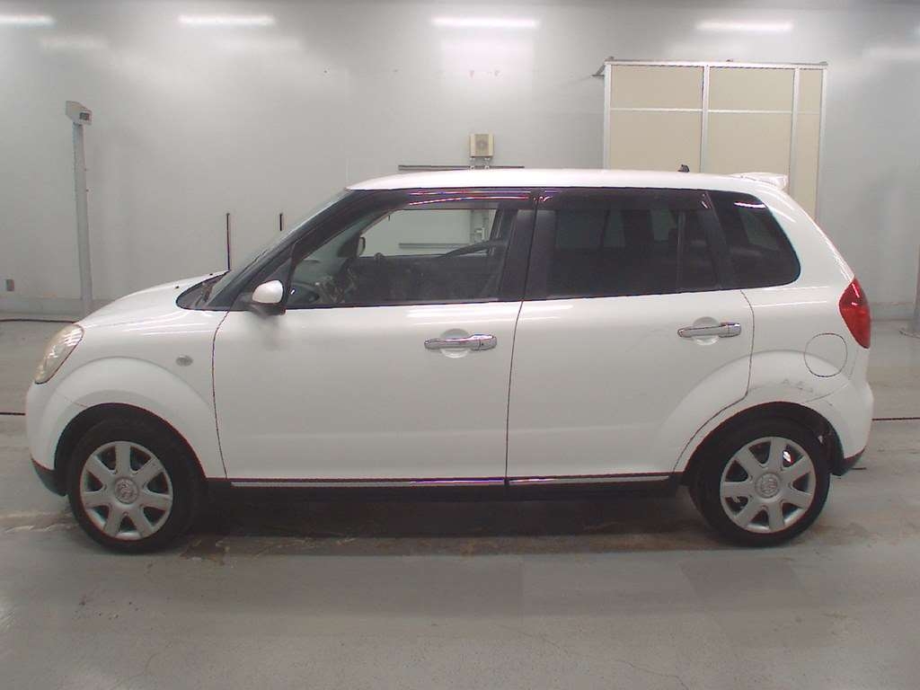 MAZDA VERISA