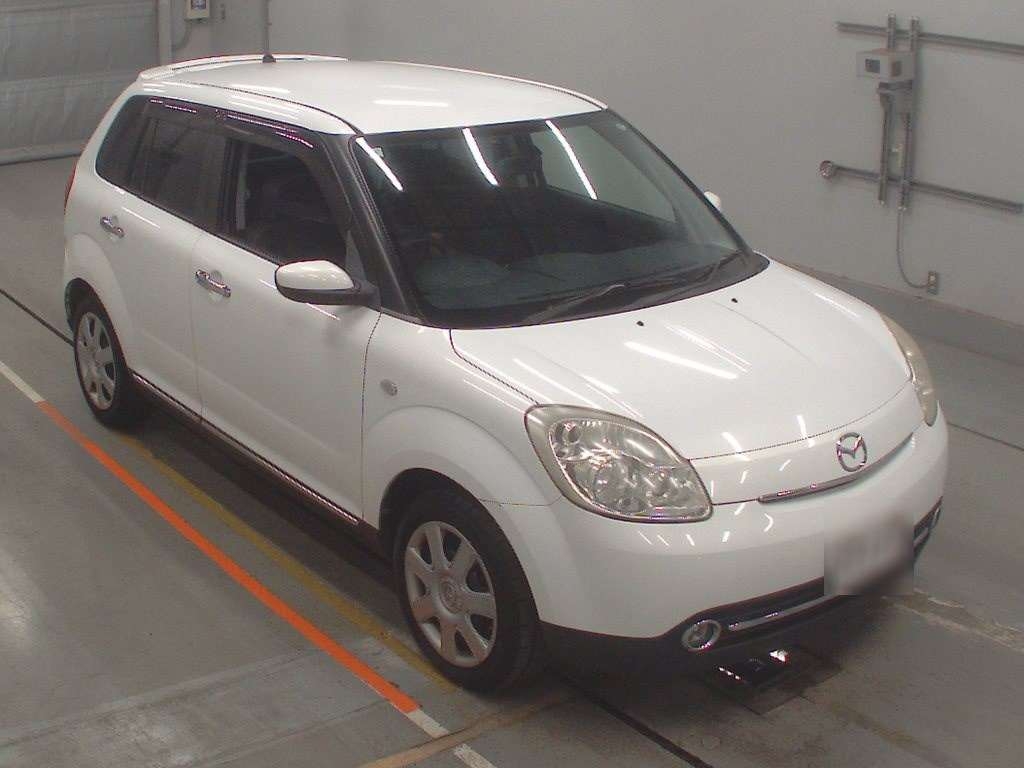 MAZDA VERISA