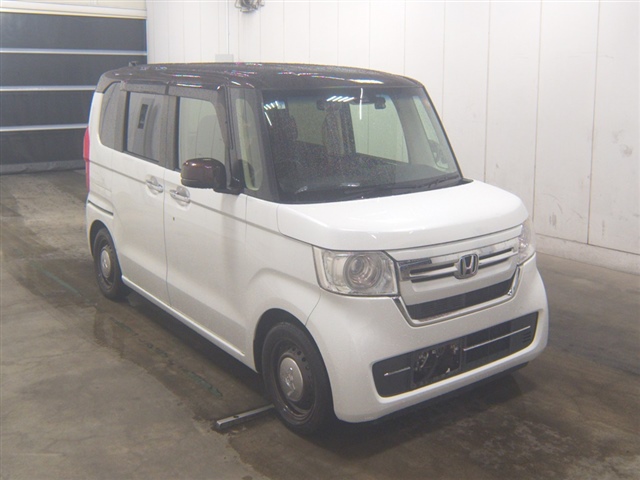 HONDA N-BOX
