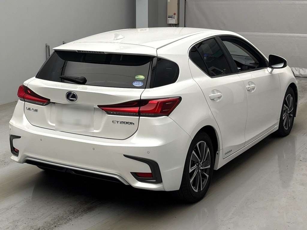 LEXUS CT200H