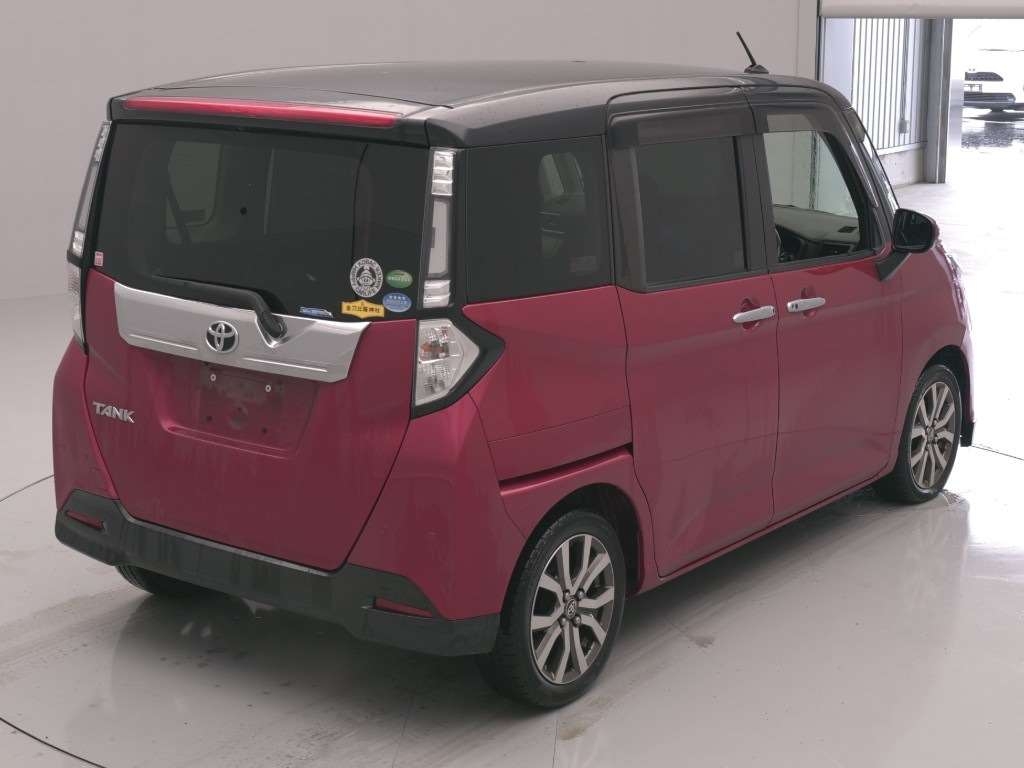 TOYOTA TANK