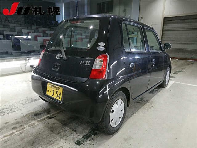 DAIHATSU ESSE