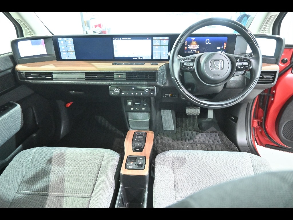 HONDA E