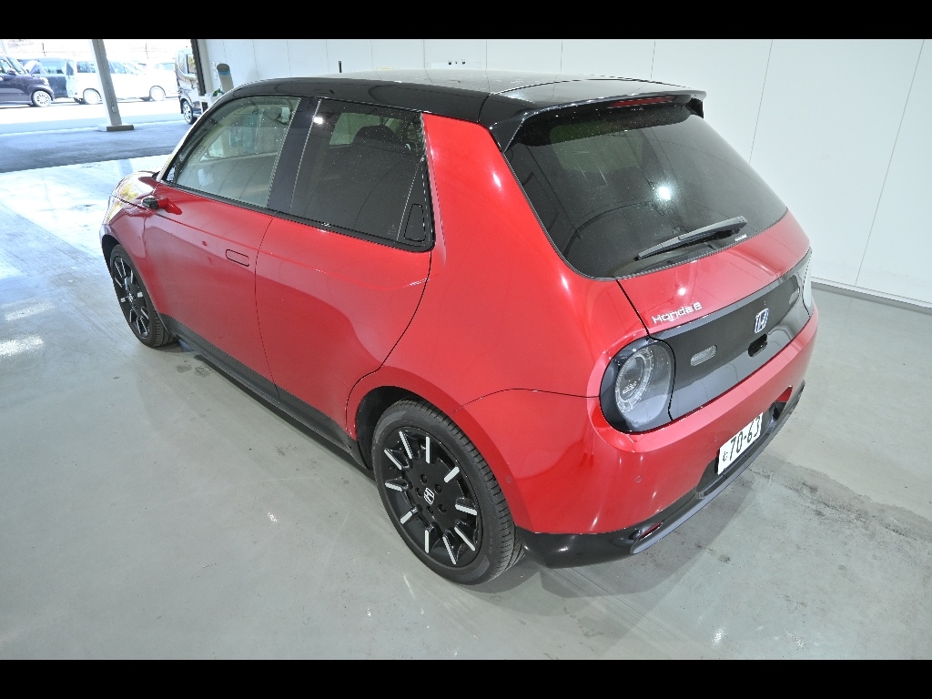 HONDA E